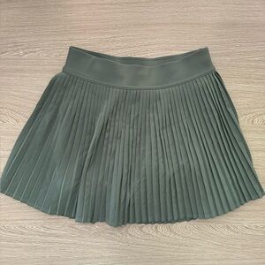 Lululemon Pleated Skirt